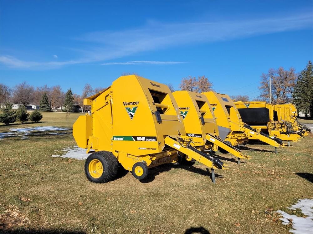 2023 Vermeer 504R Signature Equipment Image0