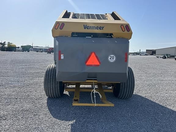 Image of Vermeer 604R equipment image 4