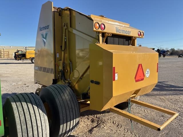 Image of Vermeer 604R Signature equipment image 2