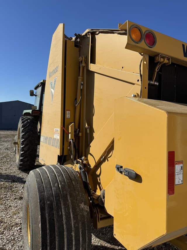 Image of Vermeer 604R Signature equipment image 3