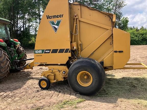 Image of Vermeer 604R Signature equipment image 4