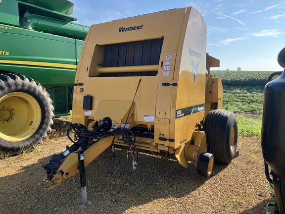 2023 Vermeer 605N Cornstalk Special Equipment Image0