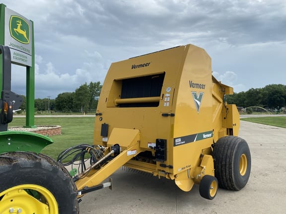 2023 Vermeer 605N Equipment Image0