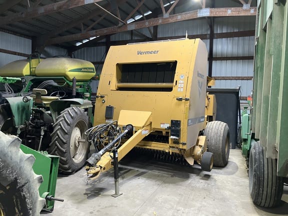 2023 Vermeer 605N Equipment Image0