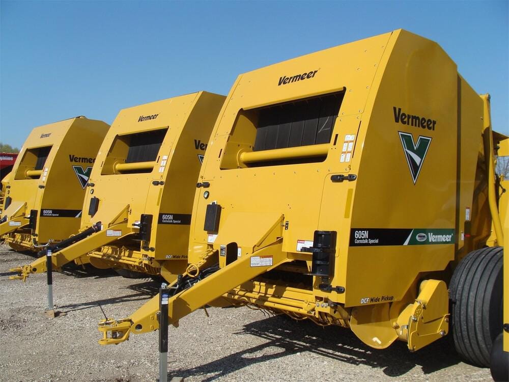 2023 Vermeer 605N Cornstalk Special Equipment Image0