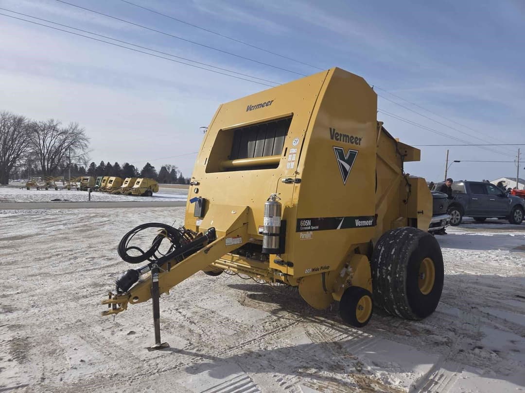 Image of Vermeer 605N Cornstalk Special Primary image