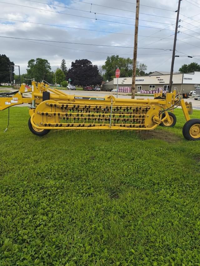 Image of Vermeer R2300 equipment image 3