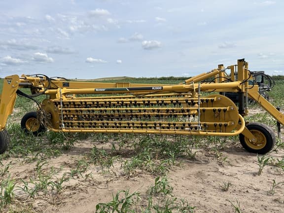Image of Vermeer R2800 equipment image 3