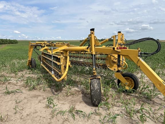 Image of Vermeer R2800 equipment image 1