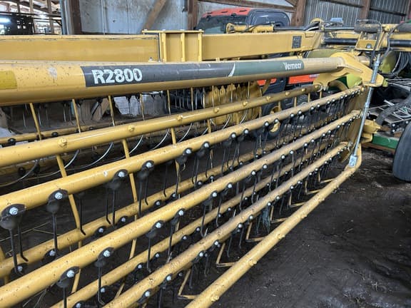 Image of Vermeer R2800 equipment image 4