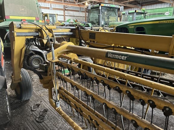 Image of Vermeer R2800 equipment image 3