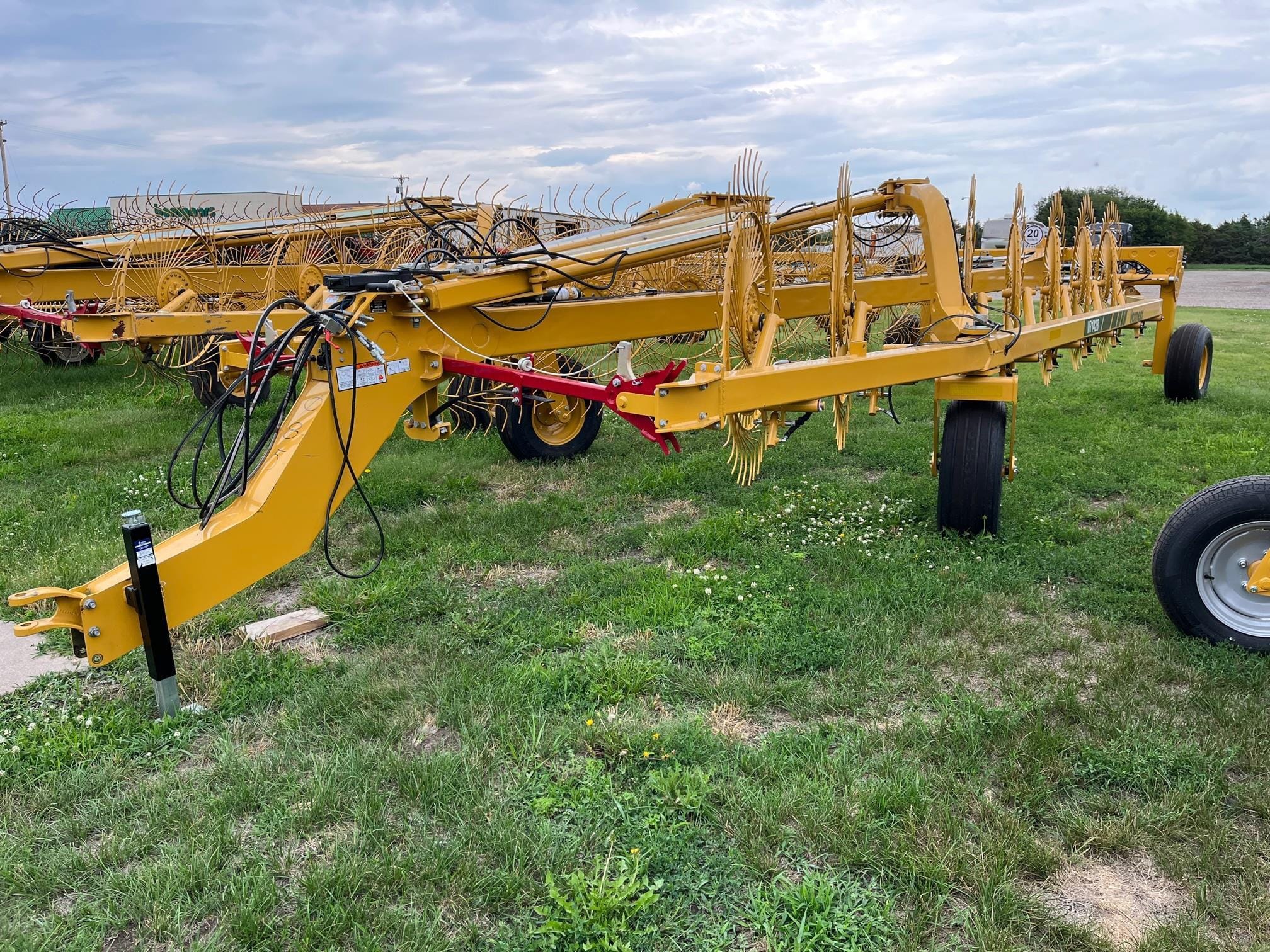 2023 Vermeer VR1428 Equipment Image0