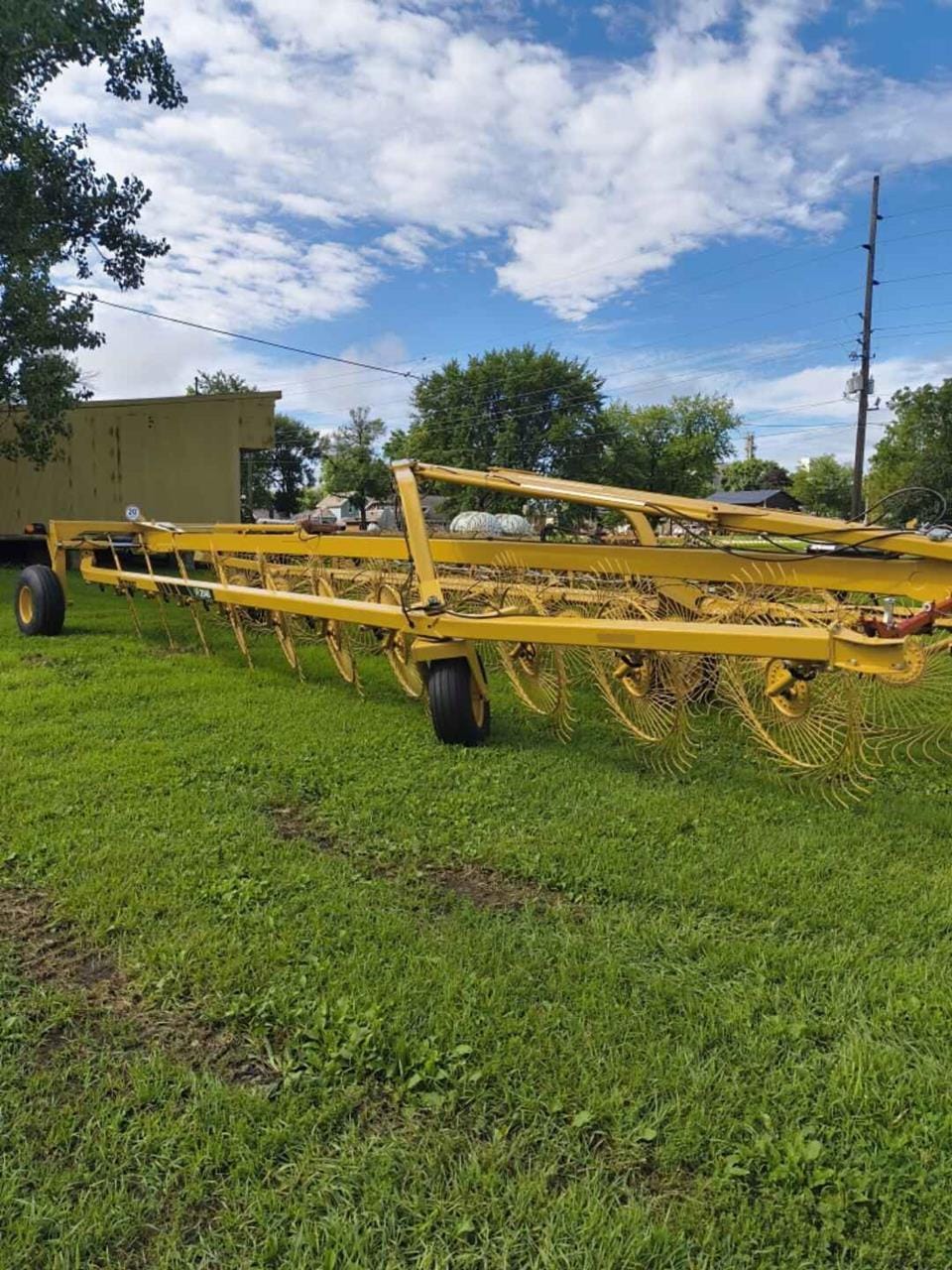 2023 Vermeer VR2040 Equipment Image0