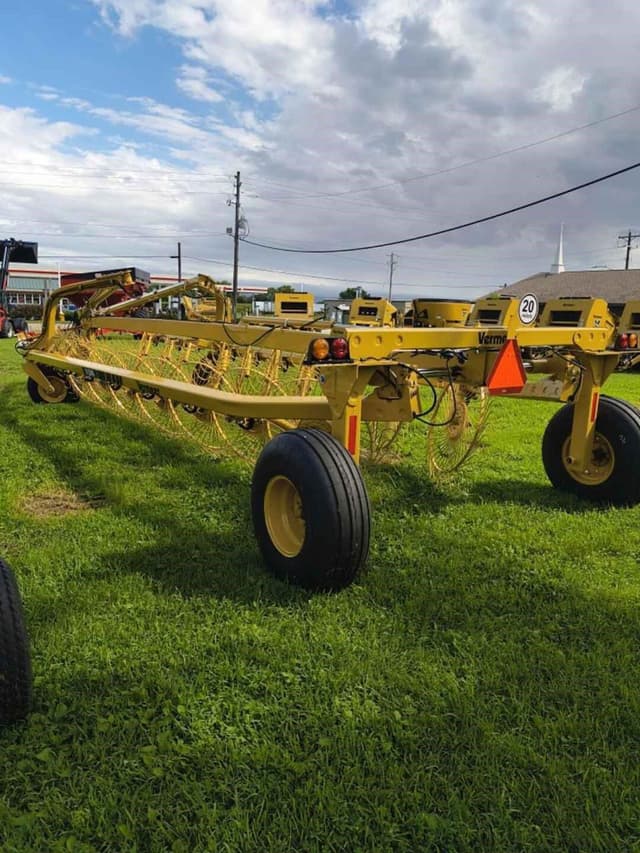 Image of Vermeer VR2040 equipment image 4