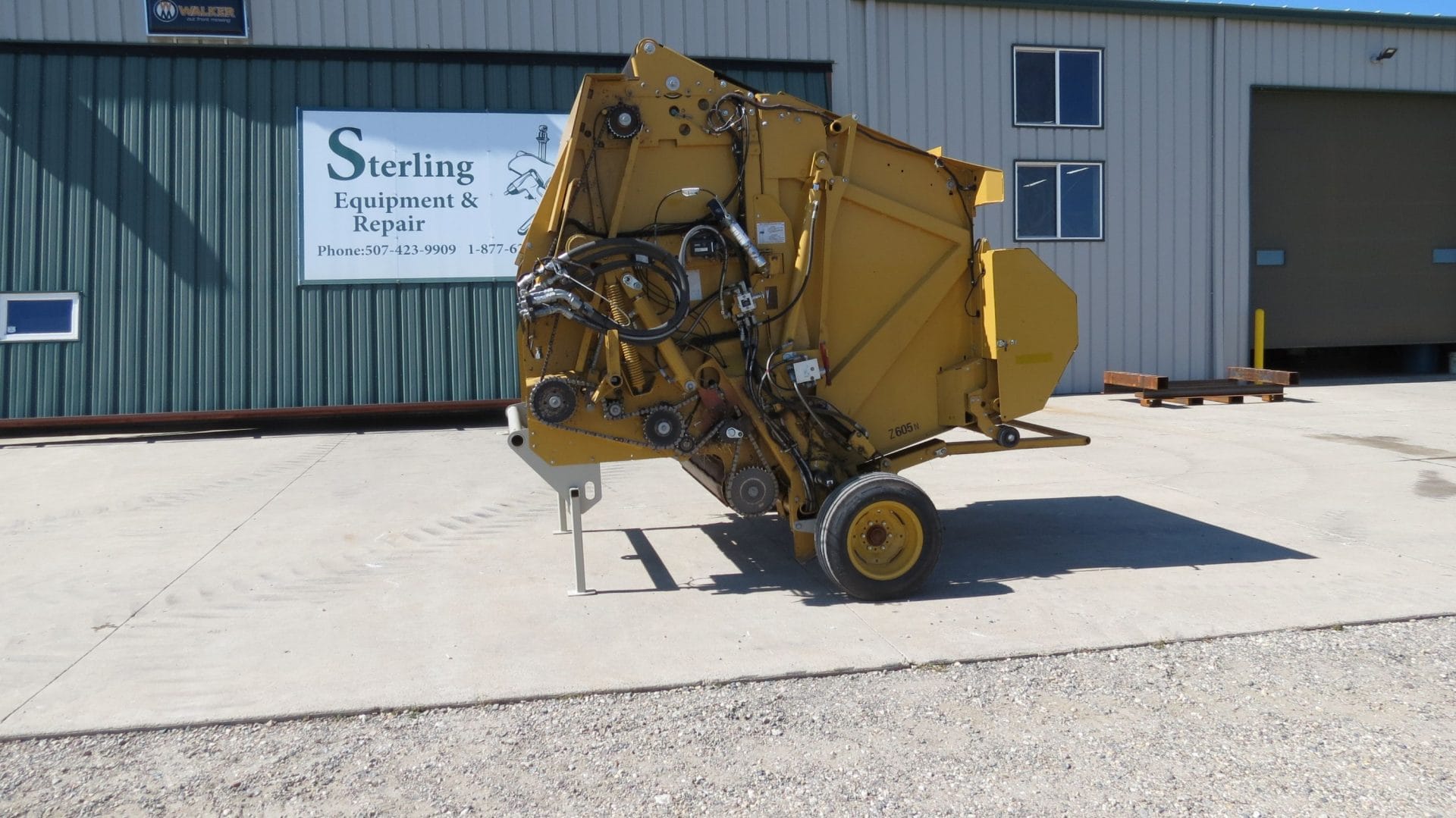 2023 Vermeer 605N Equipment Image0