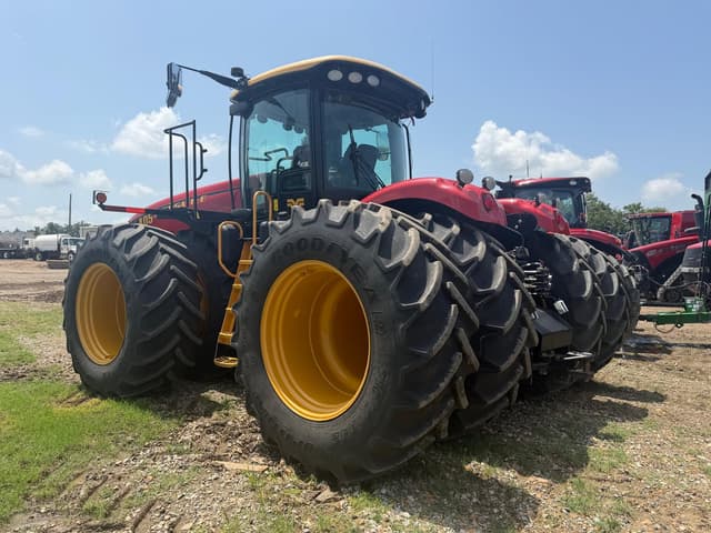 Image of Versatile 405 equipment image 3
