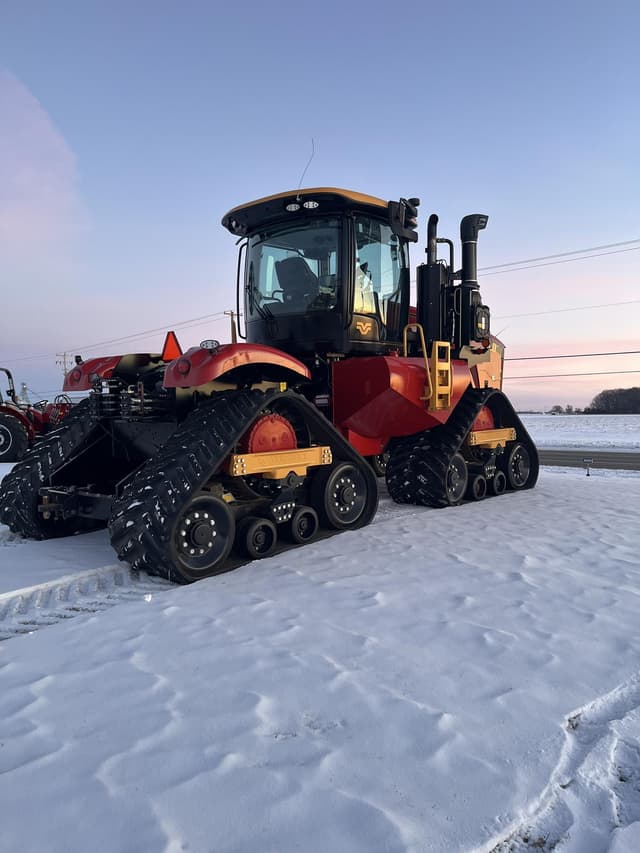 Image of Versatile 620DT equipment image 2