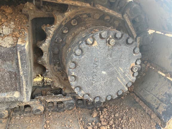 Image of Volvo EC200EL equipment image 4