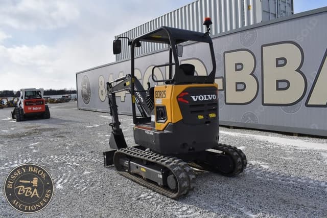 Image of Volvo ECR25D equipment image 4