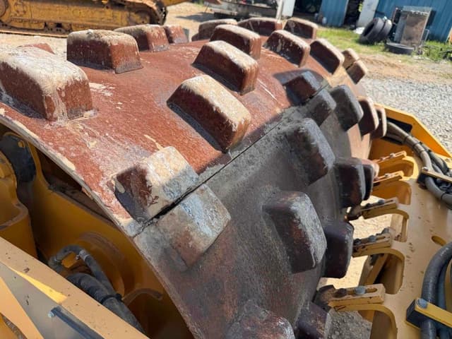 Image of Volvo SD75B equipment image 4