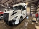 2023 Volvo VNL64T760 Image