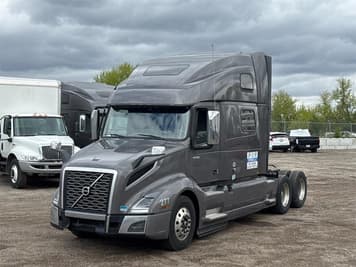 Main image Volvo VNL64T860