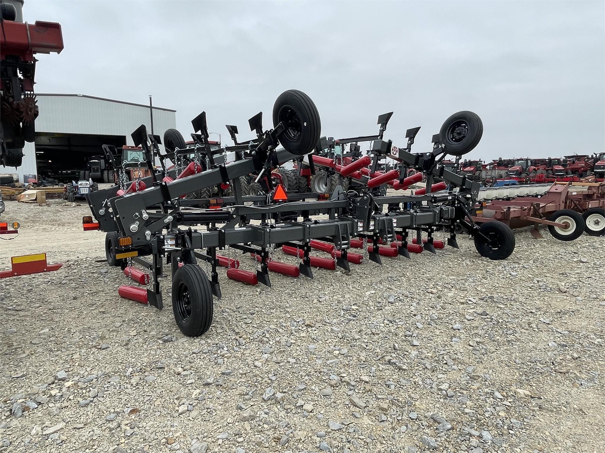 2023 W&A 3334 Equipment Image0