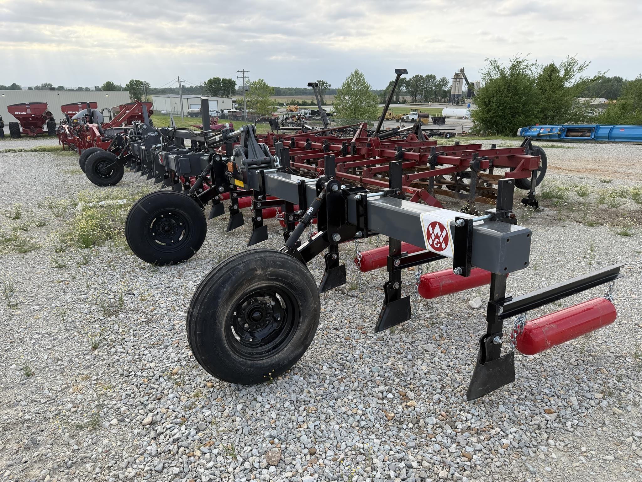 2023 W&A 3334 Equipment Image0