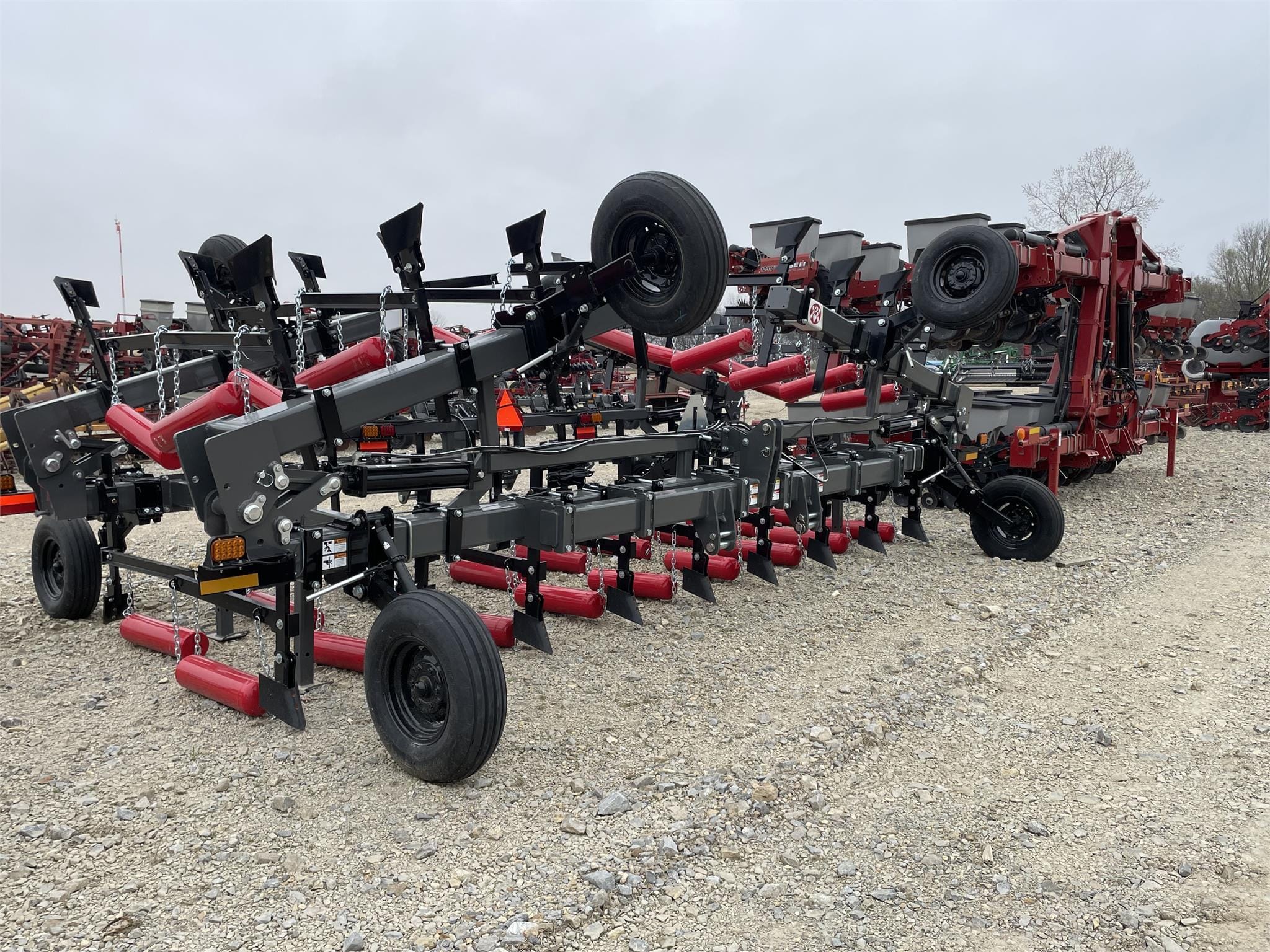 2023 W&A 3334 Equipment Image0