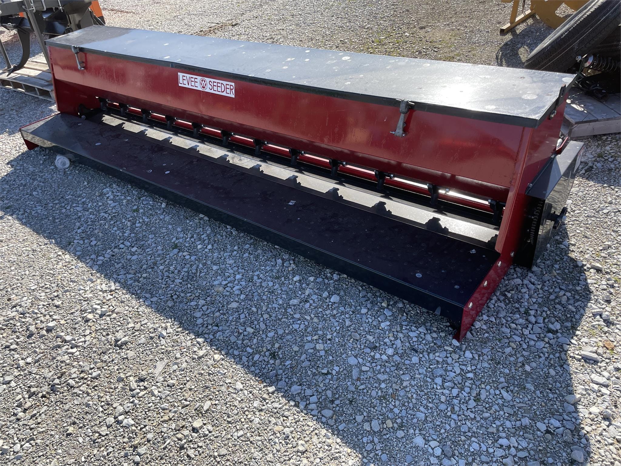 2023 W&A 898 Equipment Image0