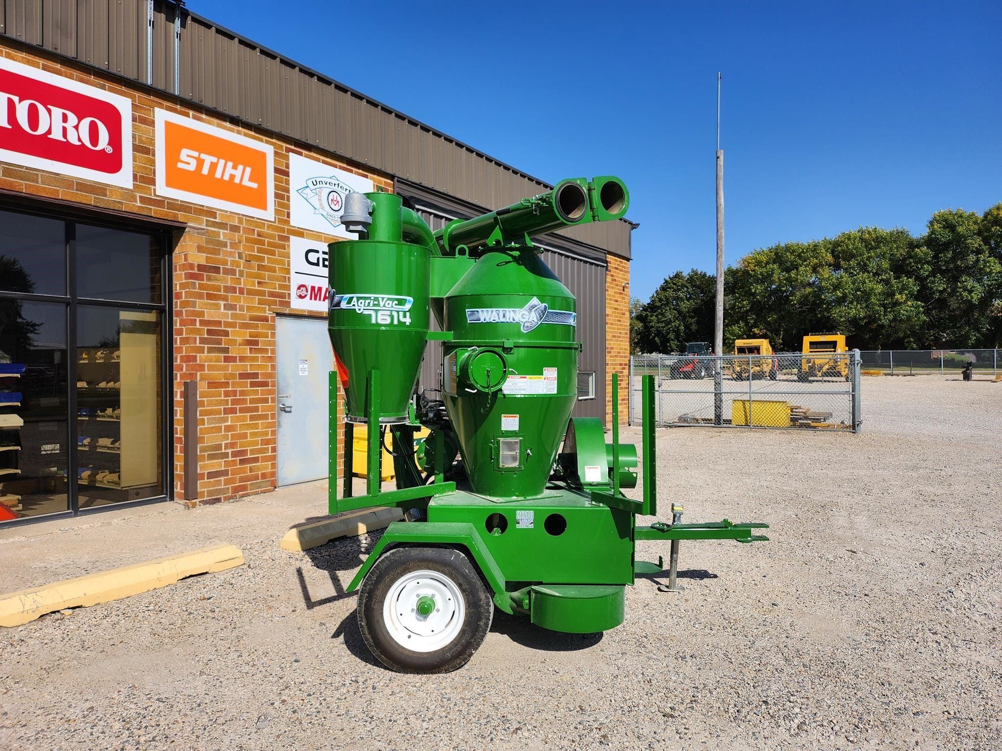 2023 Walinga 7614 Equipment Image0