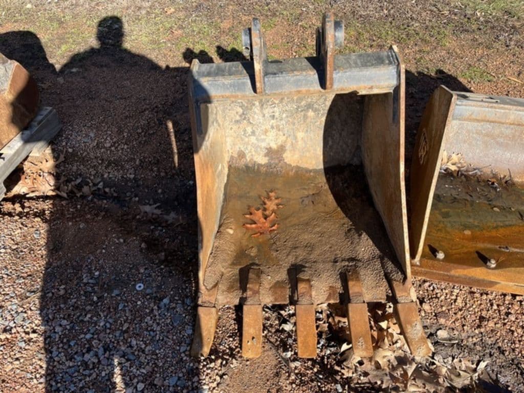 Image of Werk-Brau Compact Excavator Bucket Image 1