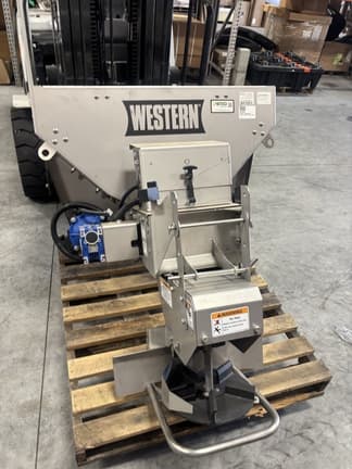 Image of Western S35C equipment image 4