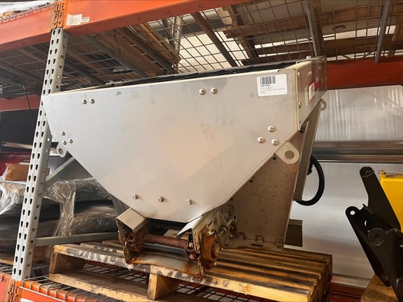 2023 Western S35C Equipment Image0