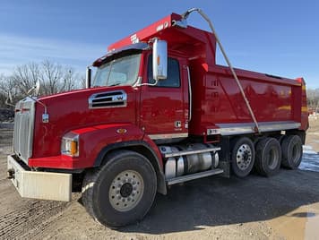 Main image Western Star 4700SB