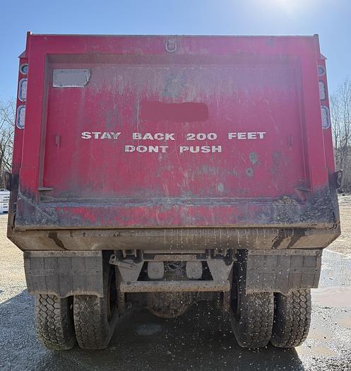 Image of Western Star 4700SB equipment image 2