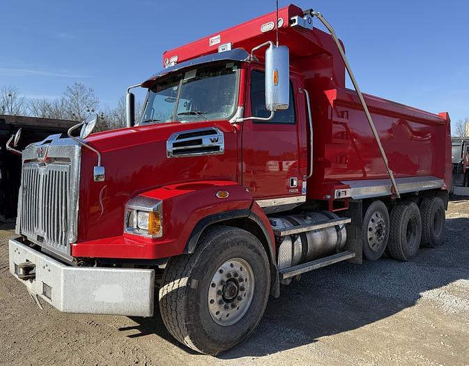 Image of Western Star 4700SB Primary image