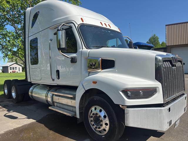 Image of Western Star 49X equipment image 1