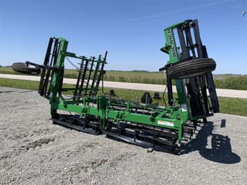 Main image Wil-Rich 1403