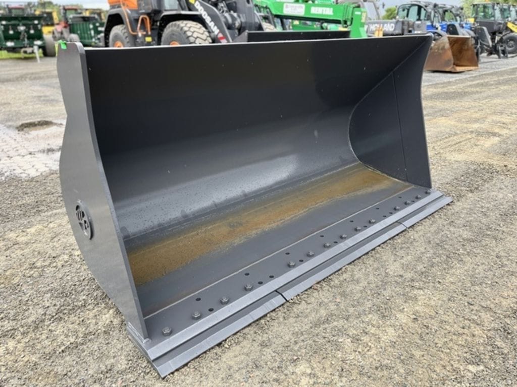 2023 WainRoy Bucket Equipment Image0