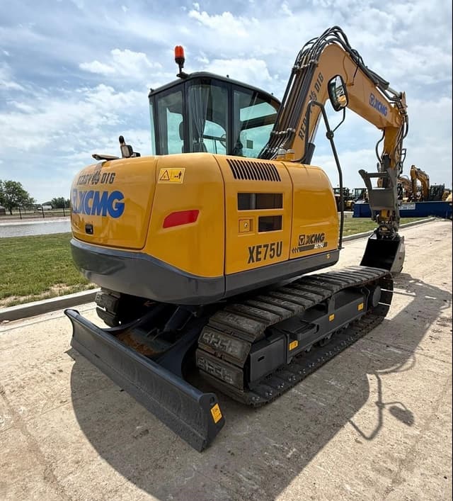 Image of XCMG XE75U equipment image 4