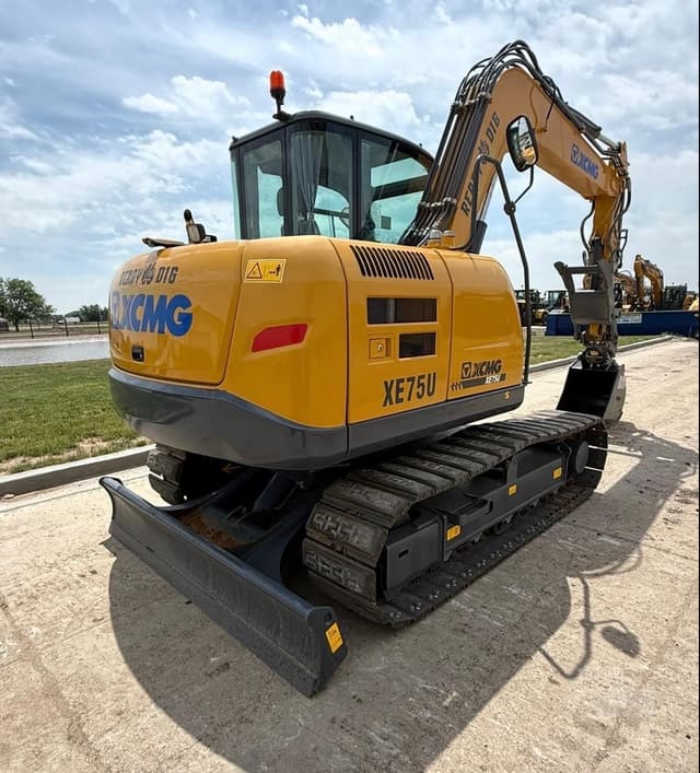 Image of XCMG XE75U equipment image 4