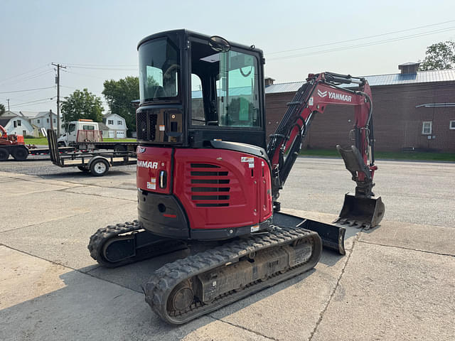Image of Yanmar Vio35-6A equipment image 2