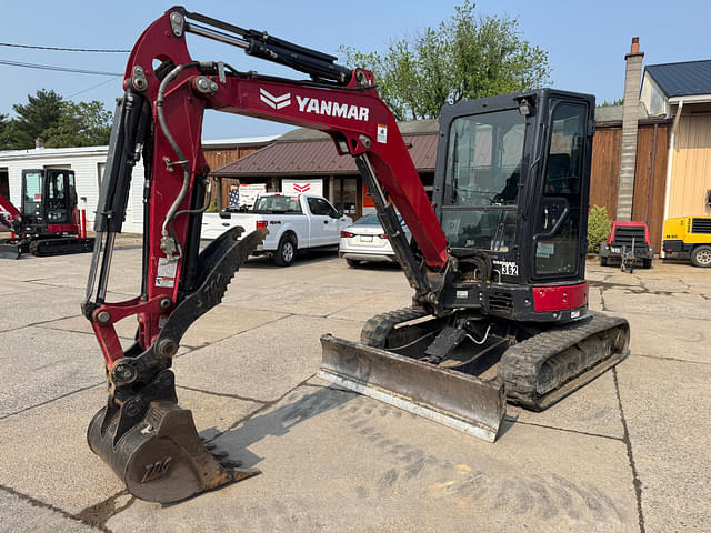 Image of Yanmar Vio35-6A equipment image 4