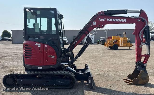 Image of Yanmar Vio35-6A equipment image 3
