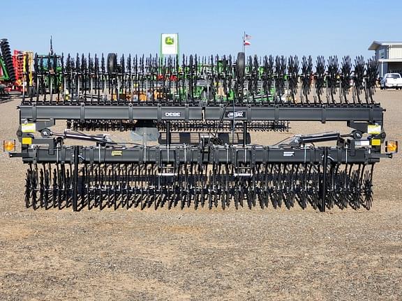 Image of Yetter 3530 equipment image 1