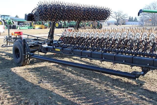 Image of Yetter 3660 equipment image 4