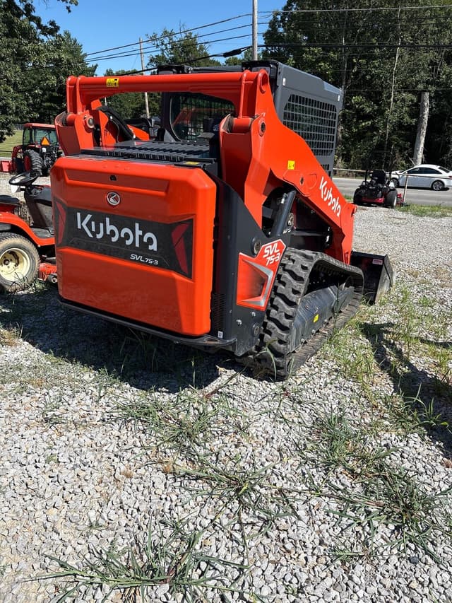 Image of Kubota SVL75-3 equipment image 2