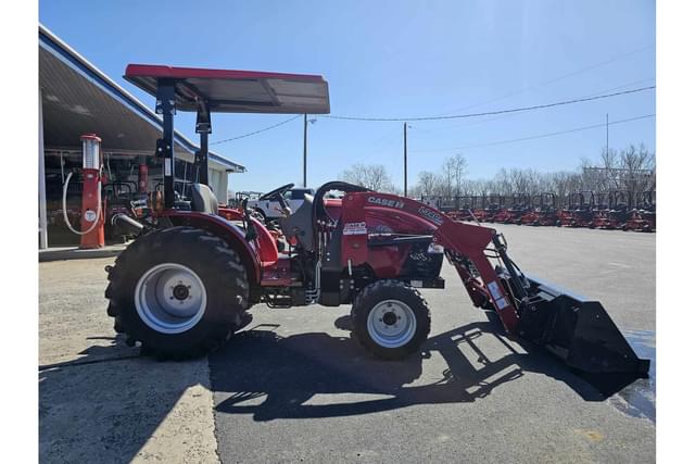 Image of Case IH Farmall 40A equipment image 3