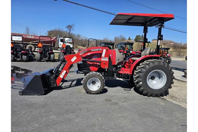 Image of Case IH Farmall 40A equipment image 1